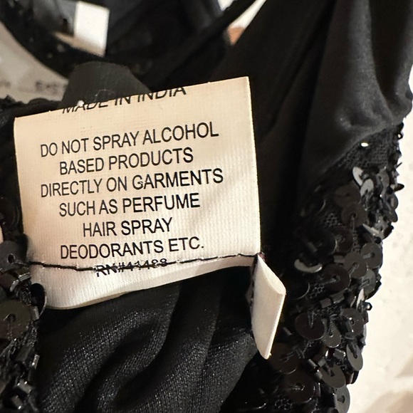 Mac Duggal One Shoulder Sequined Gown Maxi Dress 5059 in Black Size 6 NWT - Picture 4 of 8